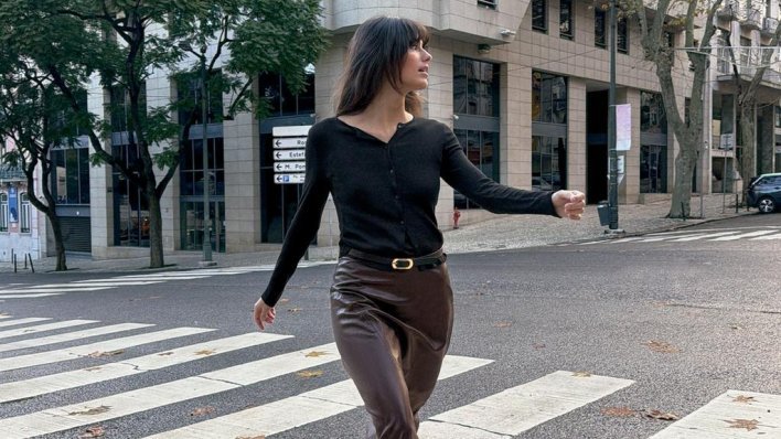 U Zari se krije najlaskavija suknja u hit boji: Pristaje svakom obliku tijela i savršena je za čizme