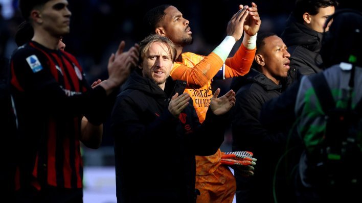 Nogometni svijet u čudu zbog Modrića; oduševljeni navijači i novinari ne mogu vjerovati što radi