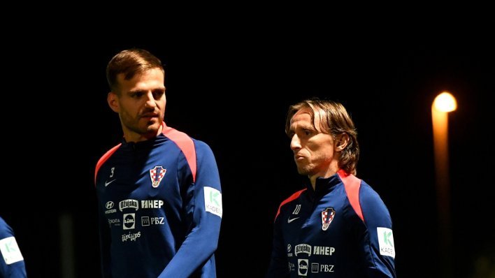 Hrvatski reprezentativac mogao bi napustiti velikana koji se bori za opstanak, stižu ponude