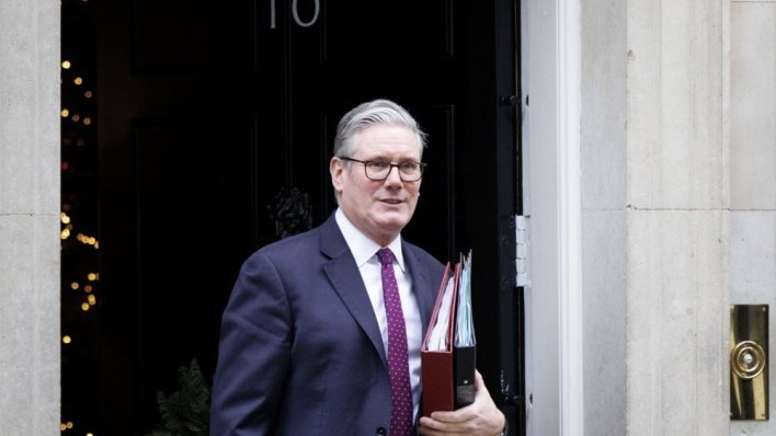 Britanski premijer odbacuje Trumpove prijetnje Grenlandu, Venezuelu treba opravdati?