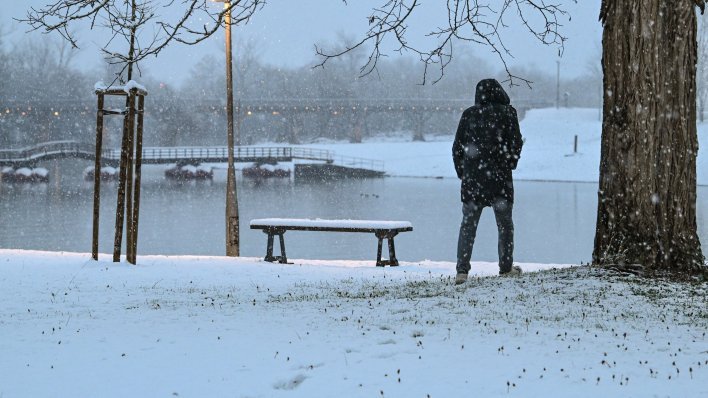 Karlovac najvišem stupnju pripravnosti: Snijeg ponegdje visok i 30 cm