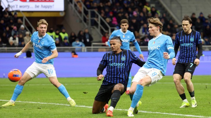 Remi u derbiju Serie A i ludnica na vrhu ljestvice