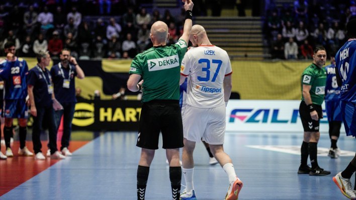 Nova praksa na velikim natjecanjima: Pogledajte što su suci napravili na utakmici Francuske i Češke