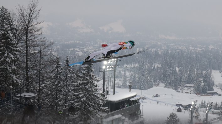 Pogledajte kako je fantastični Domen Prevc izveo još jedan skok za pamćenje