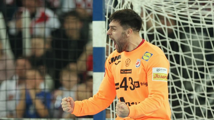 Udario je u vratnicu, iznesen je s terena, a onda je izveo ključni potez za pobjedu Hrvatske