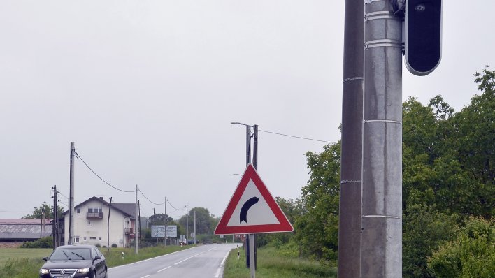 Ovo je najveća udaljenost s koje kamera za nadzor brzine može snimiti vozilo