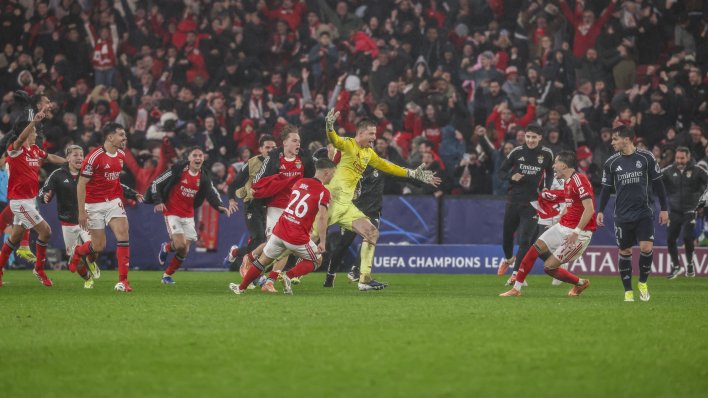 Čudo u Ligi prvaka: Real ispao iz Top 8 golom u 94. minuti, Mourinho prošao golom golmana