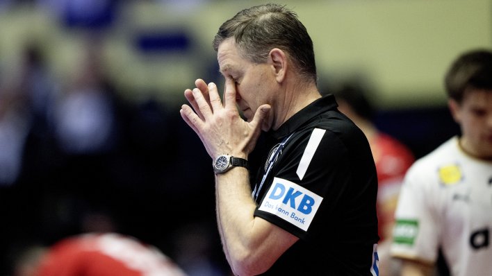 Njemački izbornik dobio urnebesan poklon uoči finala Europskog prvenstva