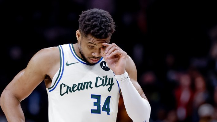 Giannis u senzacionalnom tradeu napušta Buckse?