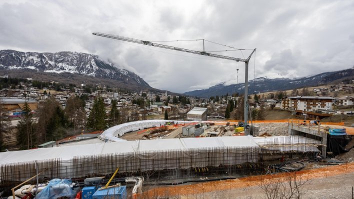 Kaos pred početak ZOI-a: Cortina na rubu prometnog kolapsa zbog nedovršene žičare