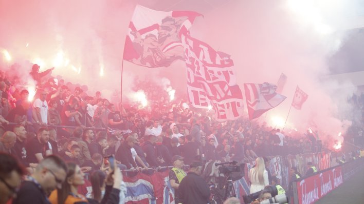 Objavljena fotografija Delija: Ovako su spremni za napad čekali hrvatske navijače