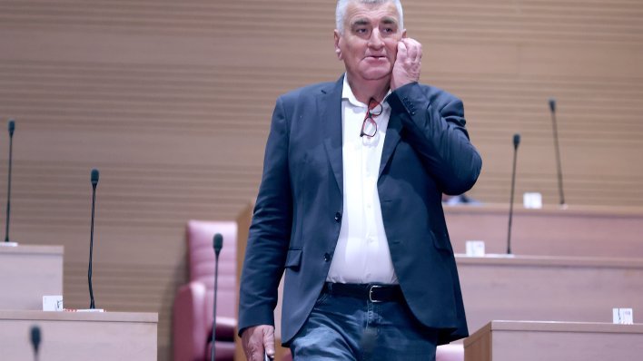 Miro Bulj žestoko na Facebooku napao Vučića: 'Mrš, smrade četnički!'