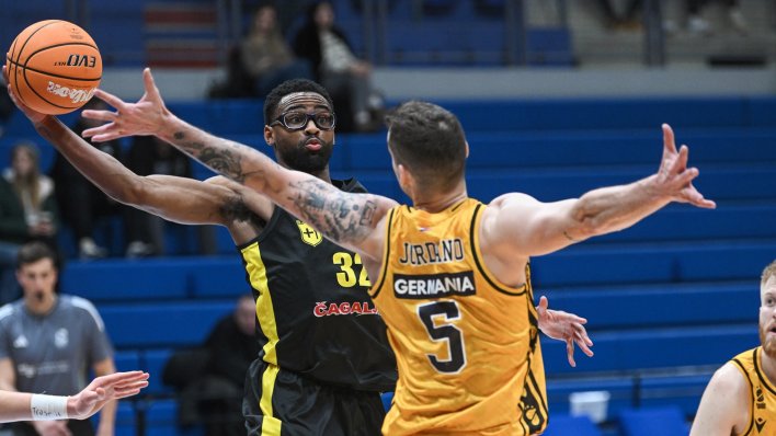 Košarkaši Splita s 43 koša razlike pobijedili Omiš