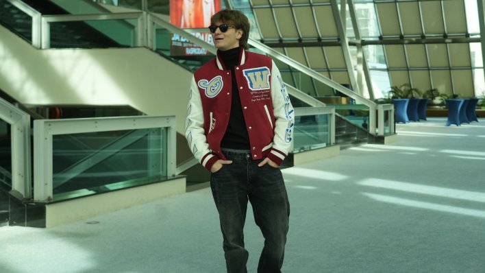 Kasica-prasica se očito puni, a to se najbrže vidi na garderobi Jakova Jozinovića