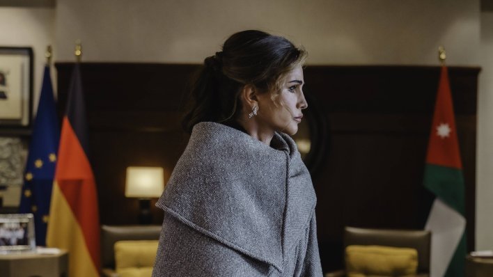 Uz malu pomoć Victorije Beckham: Kraljica Rania isfurala savršen diplomatski look