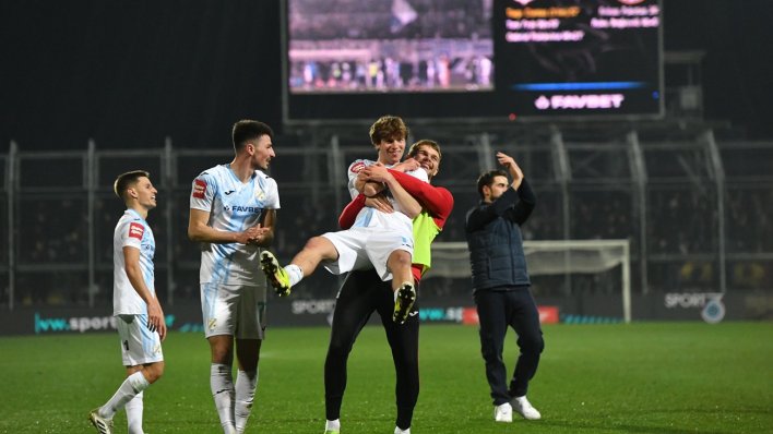 Pogledajte što su igrači Rijeke napravili kada je Rukavina ušao u svlačionicu, ali i njegovu reakciju