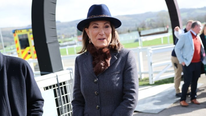 Zna kako privući pažnju: Za izlazak odabrala torbu od 58 tisuća eura i stari šešir Kate Middleton