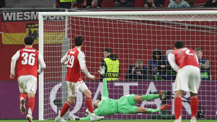 Arsenal se u Ligi prvaka kod kuće spasio poraza golom iz kontroverznog penala