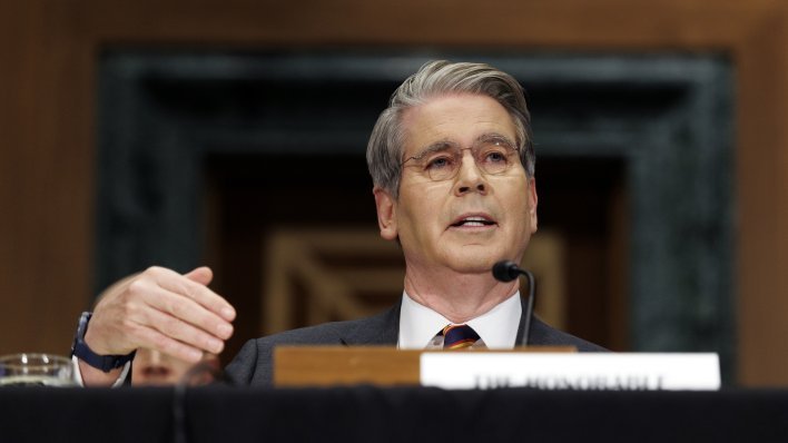 'Američka mornarica pratit će tankere kroz Hormuški tjesnac čim to bude izvedivo'