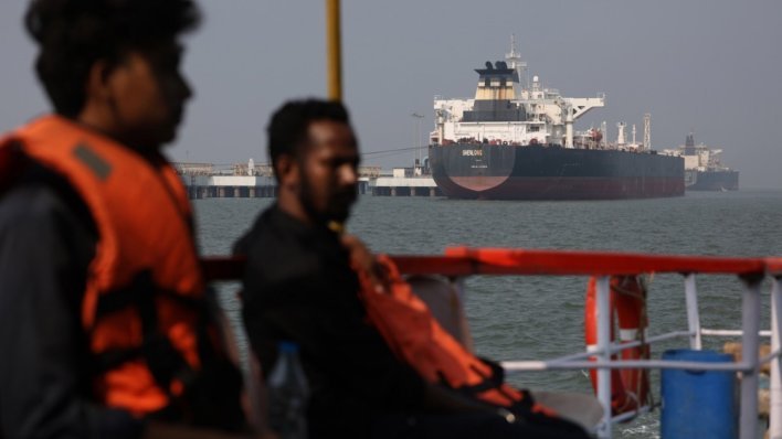 Iran bi mogao dopustiti prolazak tankerima kroz Hormuški tjesnac - pod jednim uvjetom