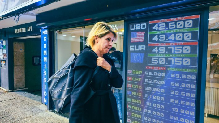 Jedna valuta jako ojačala zbog krize na Bliskom istoku - već drugi tjedan zaredom