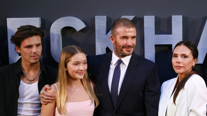 Jedan sin slavi, drugi šuti: Raskol u obitelji Beckham sve je dublji