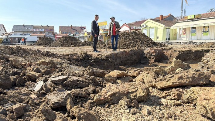 Novo arheološko otkriće u Vinkovcima: Na mjestu tržnice osvanuli grobovi