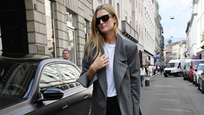 Ma kakve visoke pete: Zara je pokazala kakve ravne cipele nosimo ove sezone