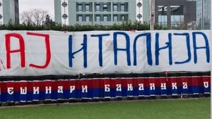 Navijači Borca u Banjoj Luci razvili poruku podrške Italiji uoči dvoboja s BiH