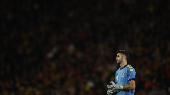 Debi iz snova pretvorio se u noćnu moru; Španjolci izviždali svog golmana