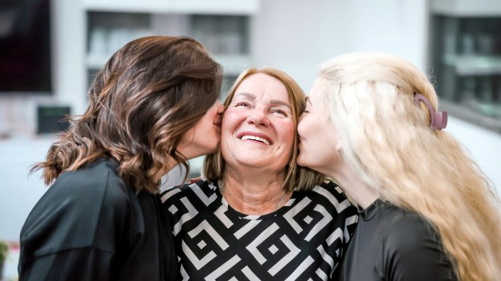 NEVJEROJATNA TETA MARA