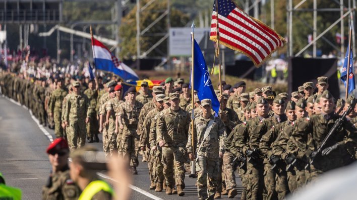 Je li sloboda govora braniti ruske botove – i hoće li EU ikad dobiti svoju vojsku?