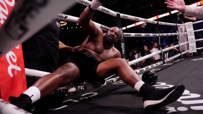 Pogledajte brutalan Wilderov nokdaun o kojem bruji cijeli svijet. Chisora skoro ispao iz ringa