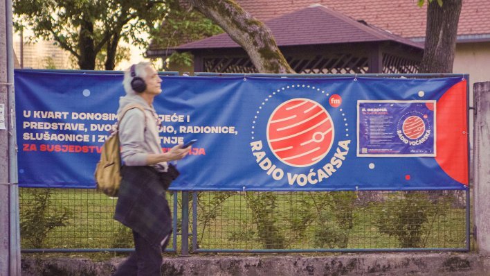 Radio Voćarska slavi stoljeće etera: Šalata ponovo postaje pozornica zvuka, susreta i zajedništva