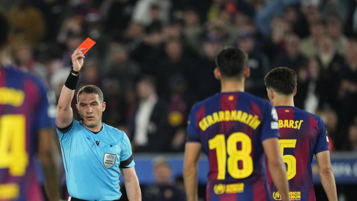 UEFA brutalno kaznila suca utakmice Barcelona - Atletico Madrid