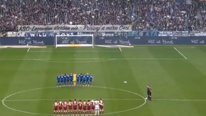 Pogledajte dirljiv oproštaj navijača Karlsruhera od Srećka Bogdana: 'Legende nikad ne umiru'