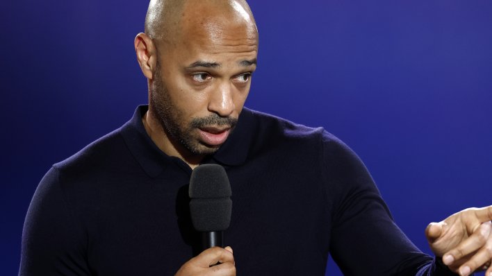 Dirljiv trenutak: Pogledajte kako je Henry nahvalio svog miljenika