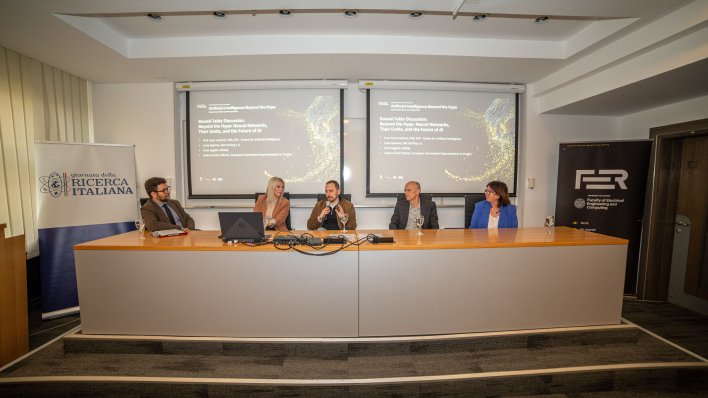 Hrvatski i talijanski stručnjaci na FER-u razmijenili znanja i iskustva u području AI-ja