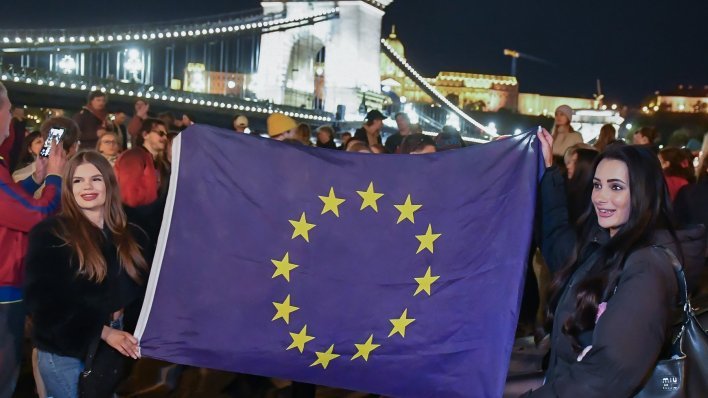 'Sat otkucava': Dužnosnici stižu u Budimpeštu, slijedi ključni reset Europe