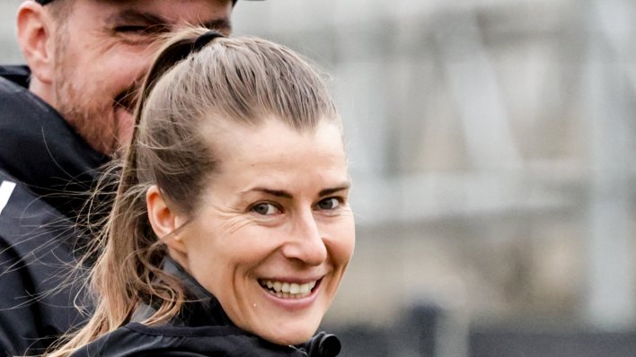 Veliki trenutak u Bundesligi: Prva žena vodi momčad i odmah šalje snažnu poruku