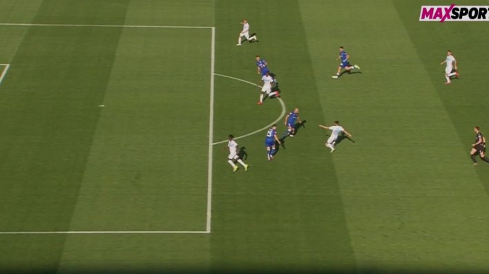 Pogledajte ludnicu na Maksimiru: Rijeka preokrenula nakon još jednog penala, provjera trajala 5 minuta