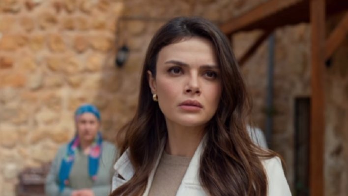 'Daleki grad' trese novi ljubavni trokut: u Aljin život stiže opasno šarmantni susjed