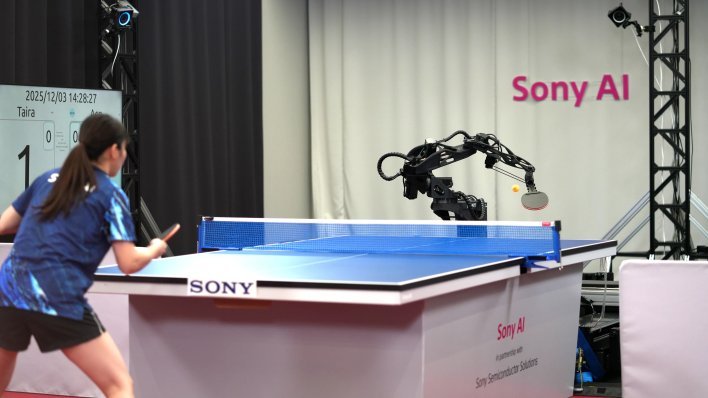 Umjetna inteligencija za stolnoteniskim stolom: Robot Ace izaziva i pobjeđuje najbolje