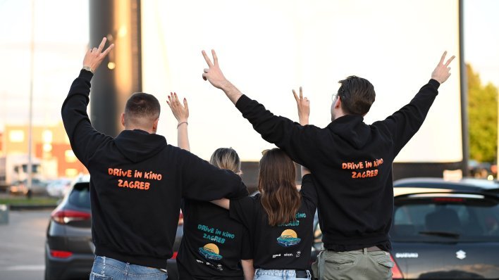 Drive-in kino Zagreb vikendima na parkiralištu Tržnice Borongaj