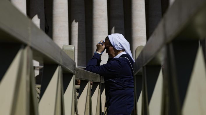 VIDEO Časna sestra (92) postala hit na internetu zbog – kebaba