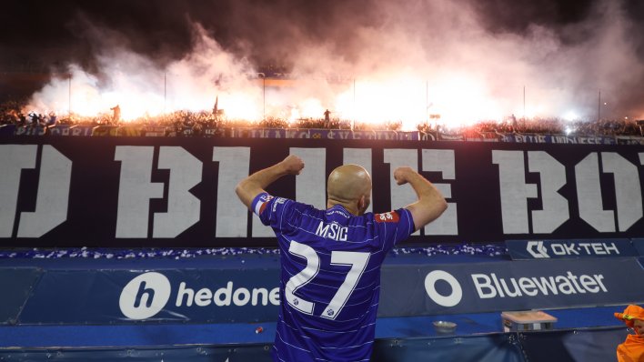 Pogledajte kako su Bad Blue Boysi s igračima proslavili titulu i 115. rođendan Dinama