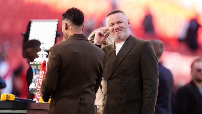 Rooney nakon spektakla u Parizu: 'Slušajte me sad...'