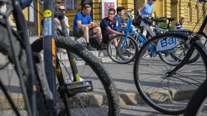 'Građani koji svakodnevno koriste bicikl prisiljeni su snalaziti se na opasnim stazama'