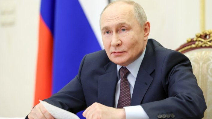 'Dobrotvor' Putin otpisuje dugove Rusima: Moraju potpisati na godinu dana