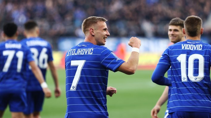 Pogledajte Stojkovićev gol. Ili bolje rečeno Zlomislićev propust